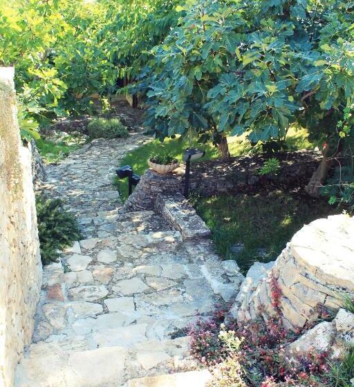 تختخواب و صبحانه Maglioferro Residence