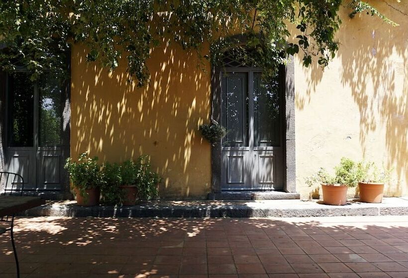 مبيت وإفطار Malvarosa