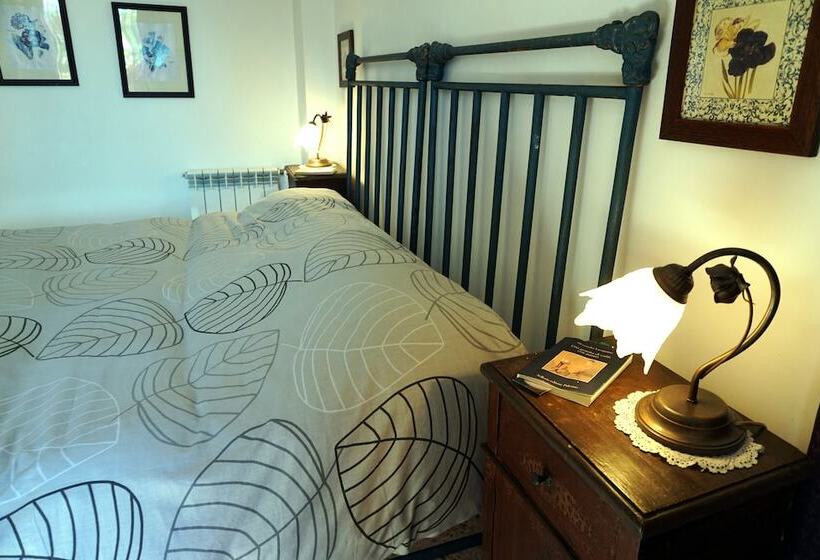 مبيت وإفطار Malvarosa