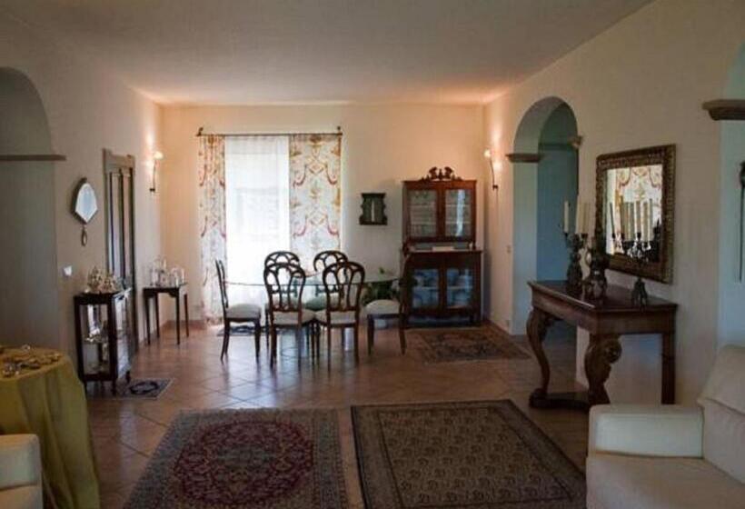 مبيت وإفطار Villarondanella