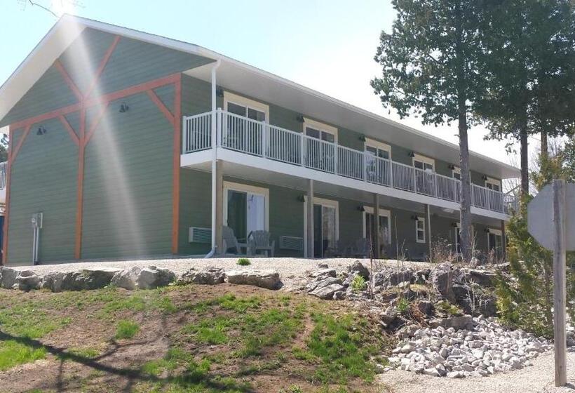 Escarpment Heights Motel