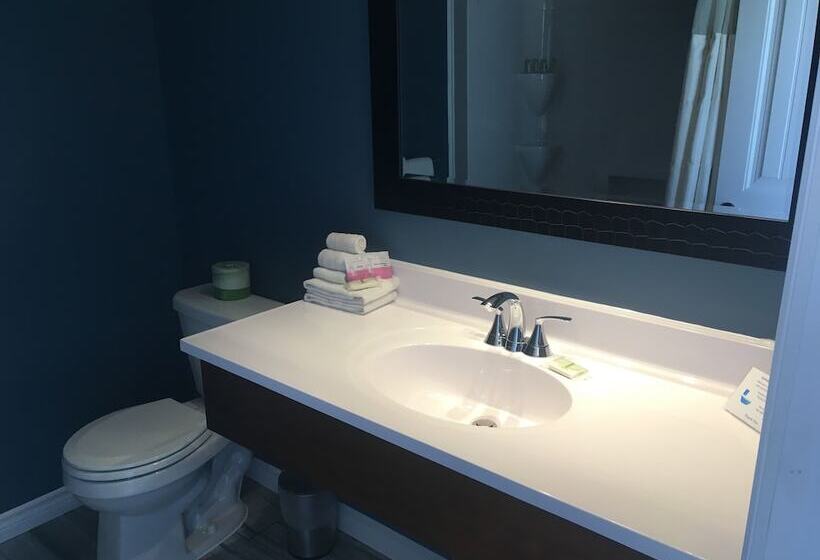 Escarpment Heights Motel