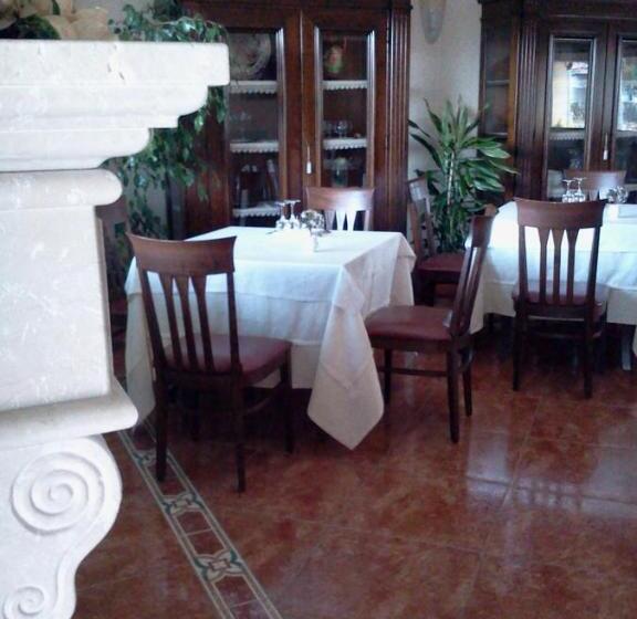 ホテル Albergo Al Portico