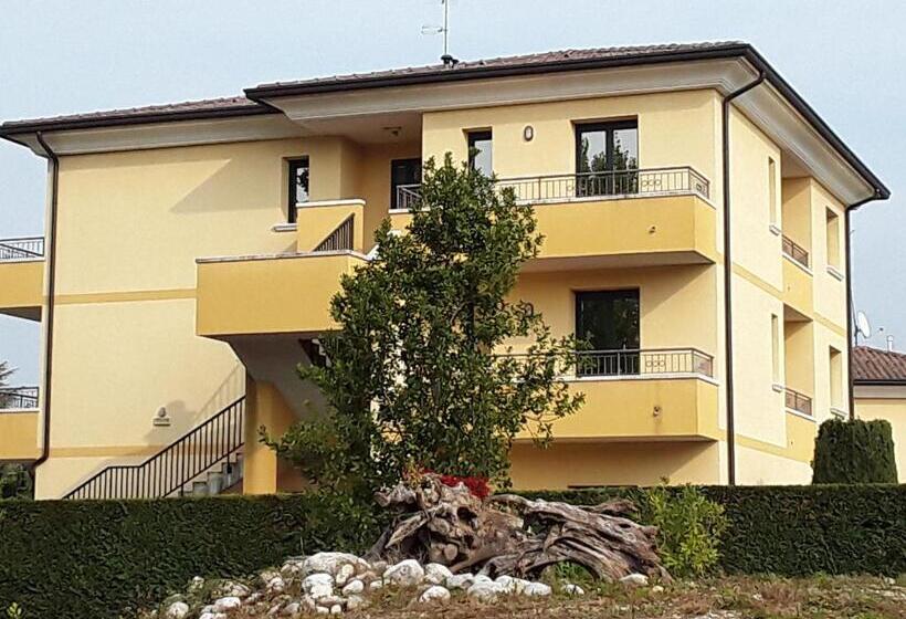 ホテル Albergo Al Portico