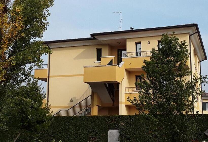 ホテル Albergo Al Portico