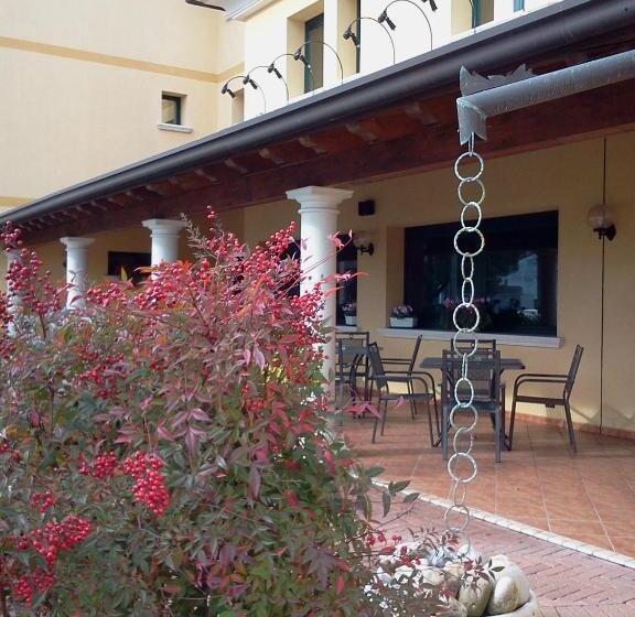 ホテル Albergo Al Portico