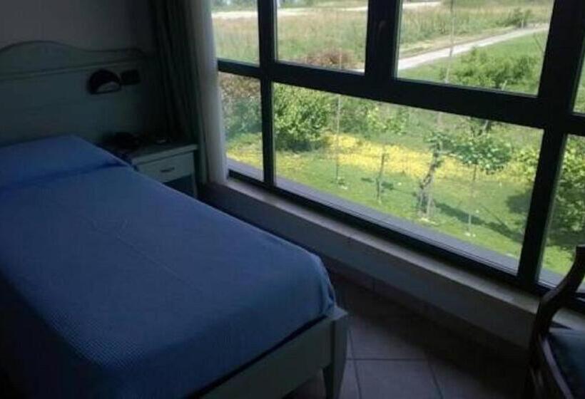 בית מלון כפרי Albergo Del Po