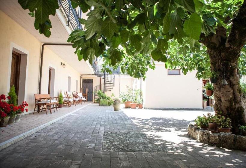 호텔 Albergo Ristorante Il Ciclope