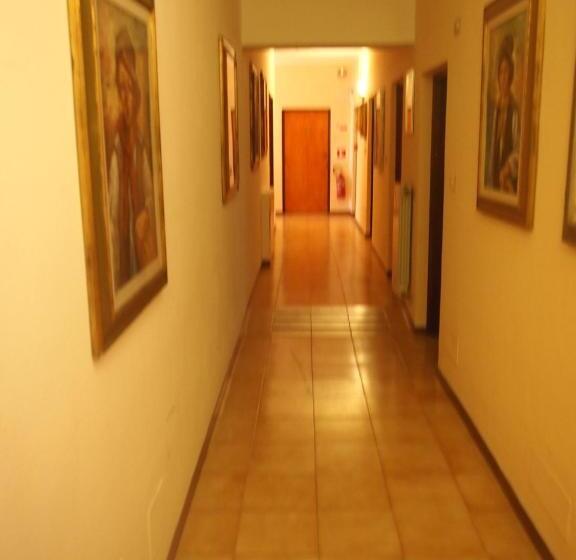 בית מלון כפרי Aurora