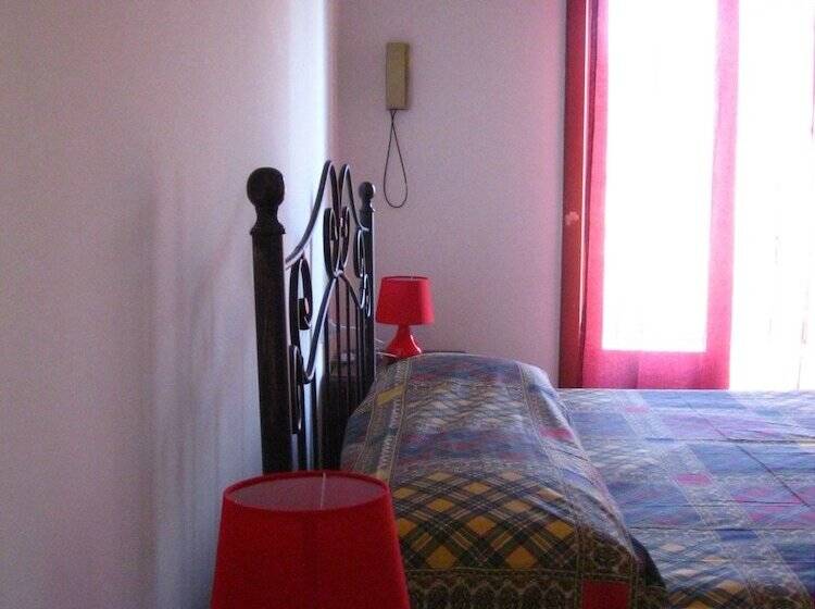 ホテル California