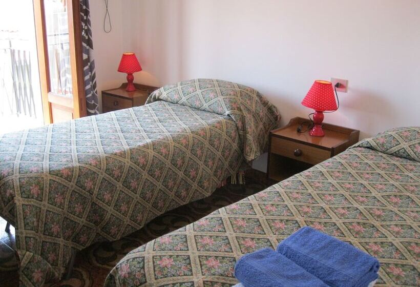 ホテル California