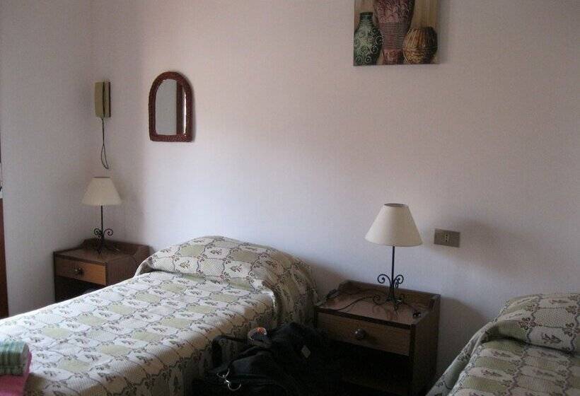 ホテル California