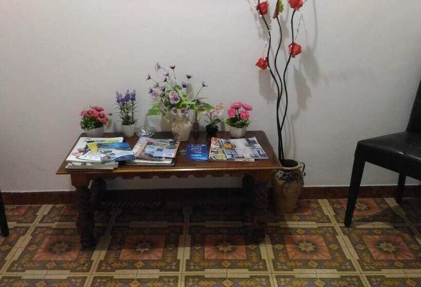 ホテル California