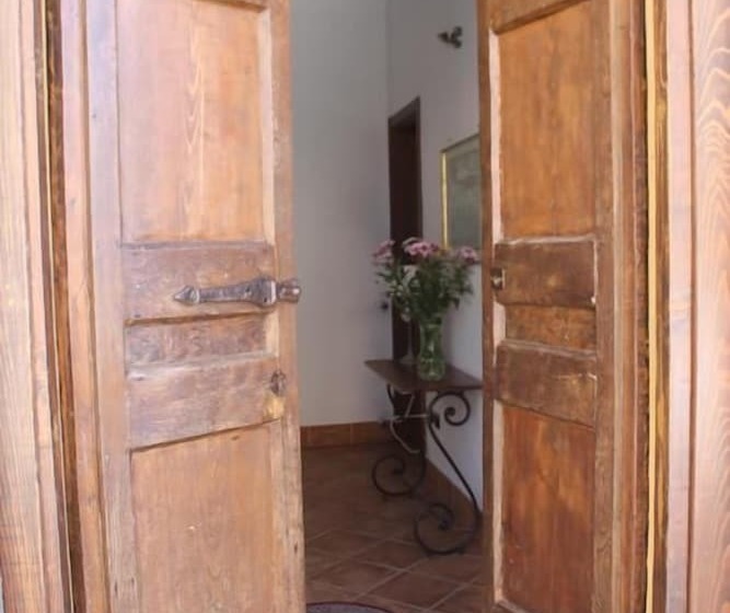 Отель Castello Di Casapozzano