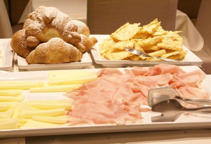 בית מלון כפרי Golden Park Resort