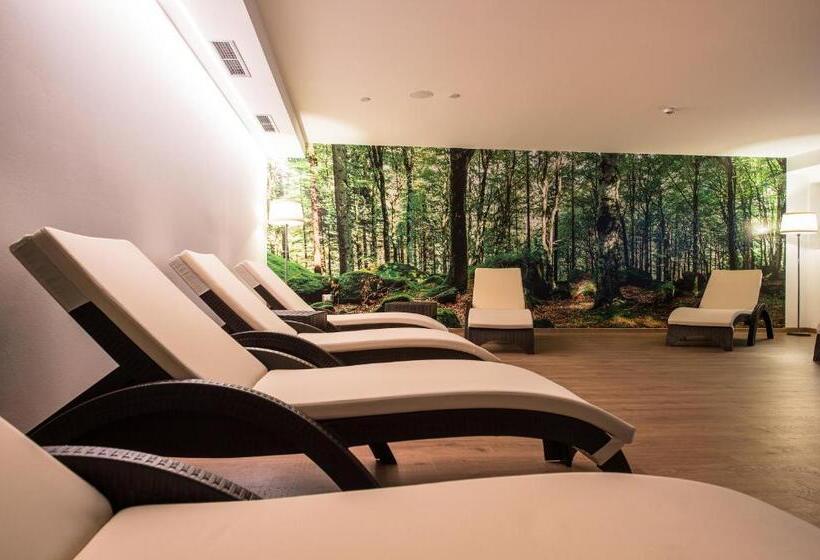 בית מלון כפרי Golden Park Resort