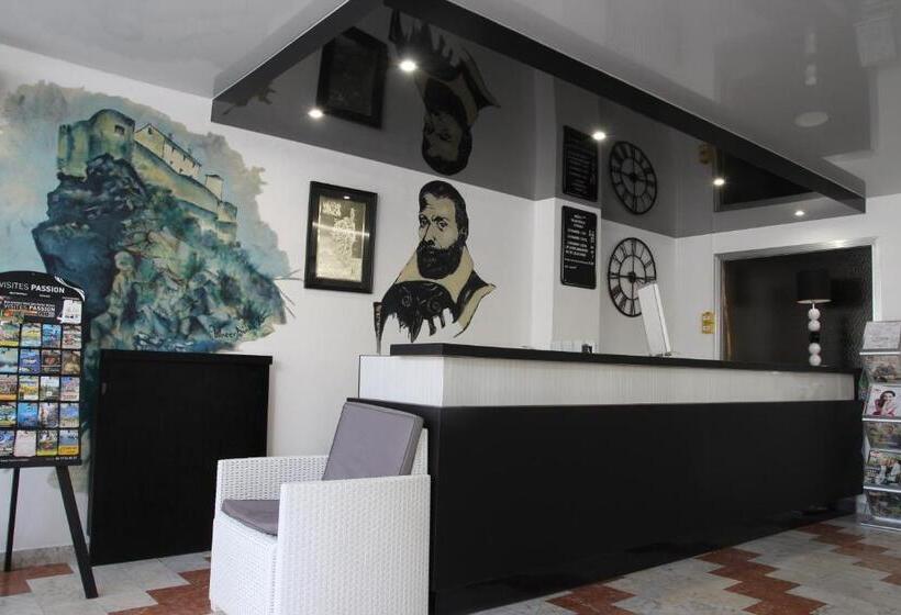 هتل Hôtel Sampiero Corso