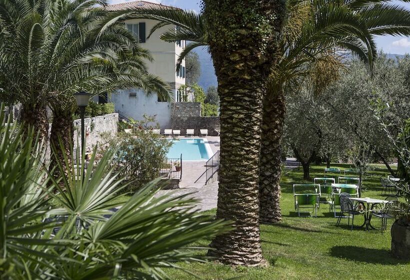 בית מלון כפרי Livia