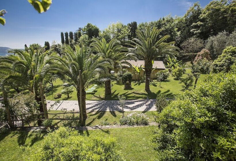 בית מלון כפרי Livia