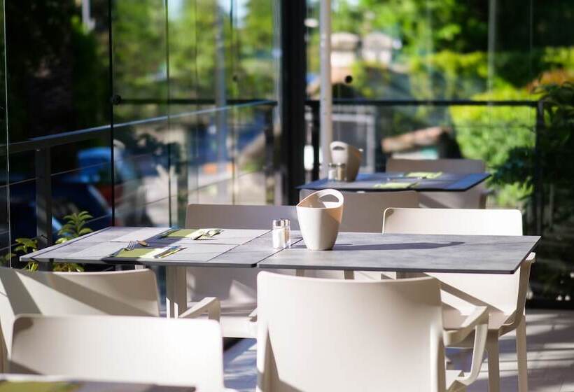 בית מלון כפרי Livia