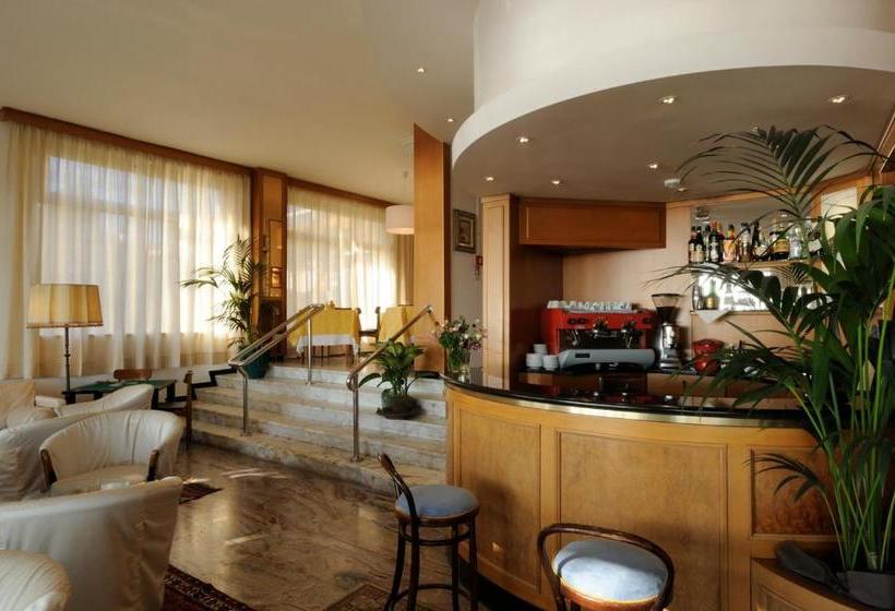 בית מלון כפרי Miramare