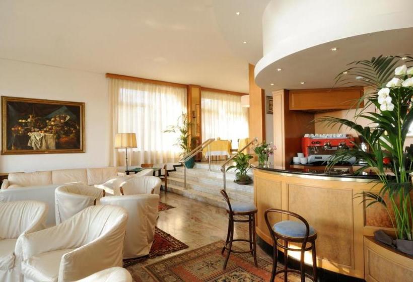 בית מלון כפרי Miramare