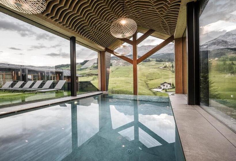 בית מלון כפרי Miraval Natur