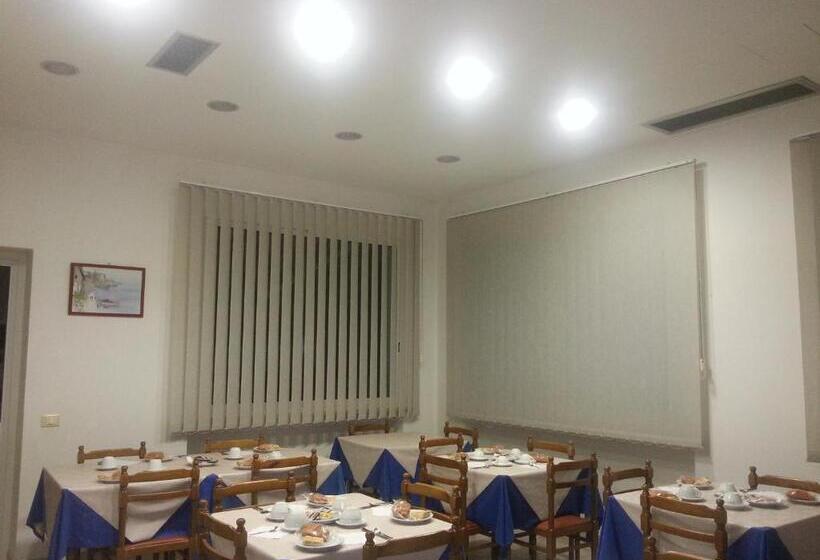 ホテル Villa Liberty Versilia