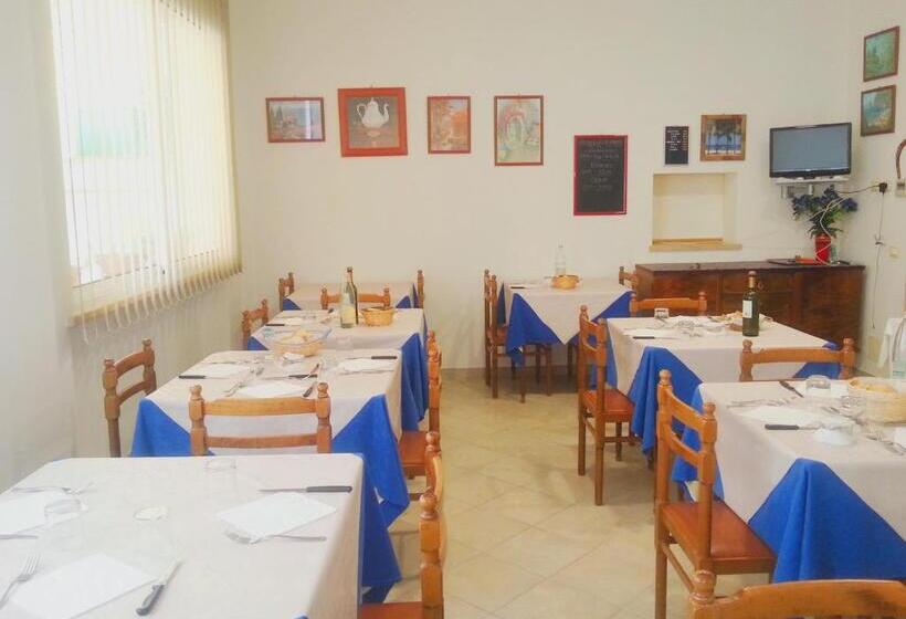 ホテル Villa Liberty Versilia