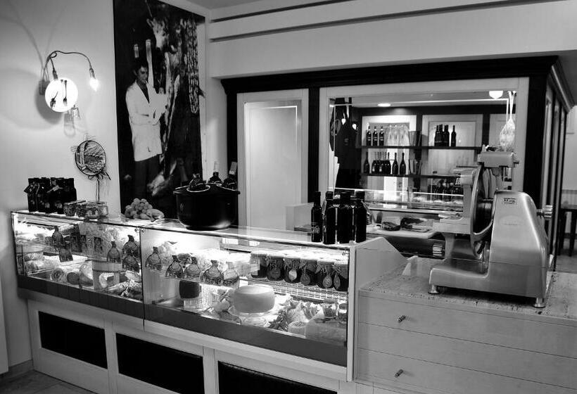 فندق Relais Black Horse