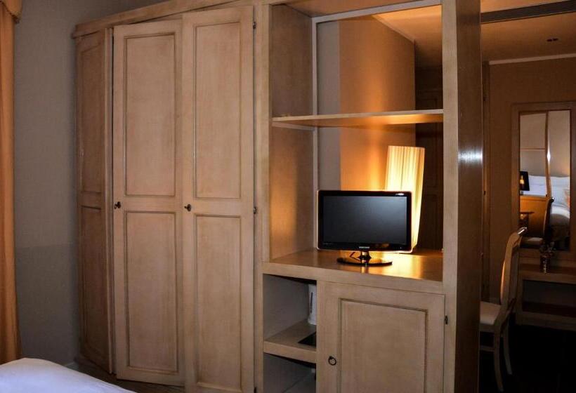 فندق Roccamonfina Palace