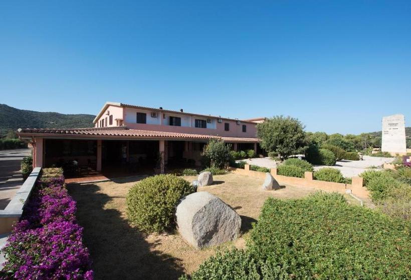 בית מלון כפרי Su Giudeu