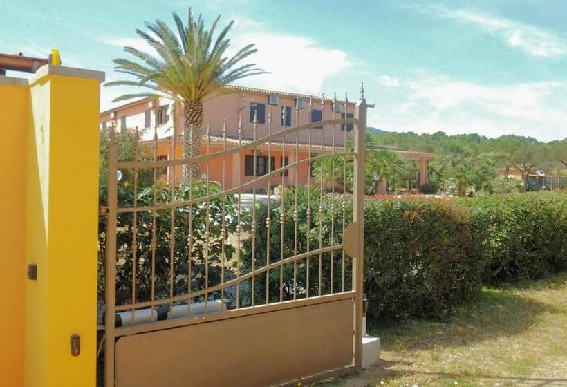 בית מלון כפרי Su Giudeu