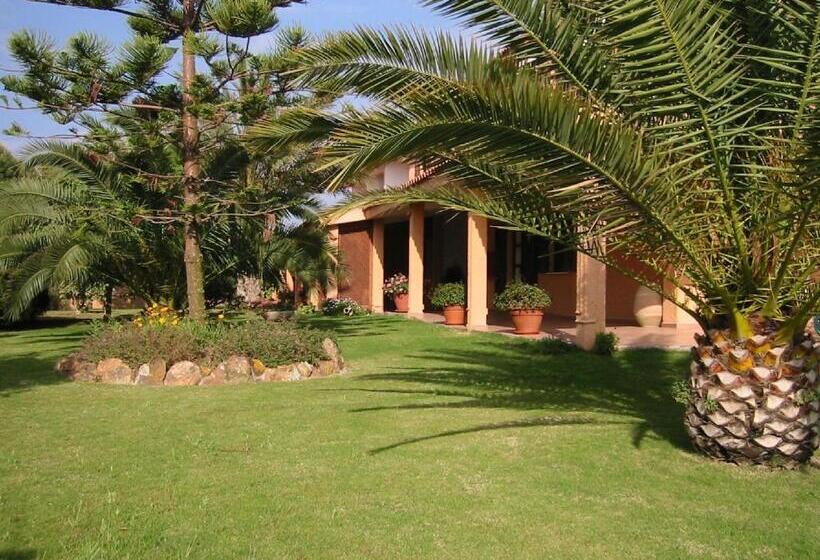 בית מלון כפרי Su Giudeu