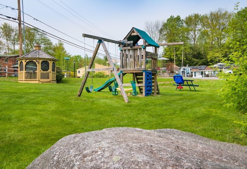 Mt Liberty Cabins And Motel