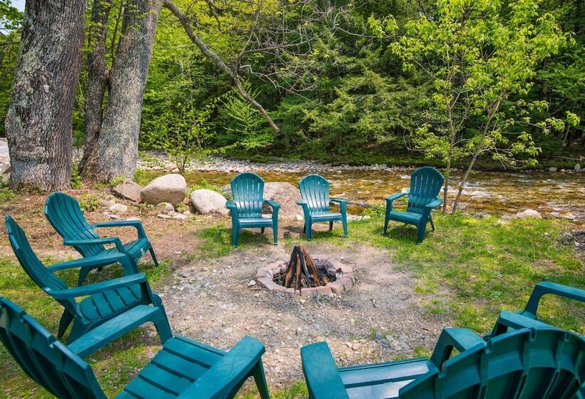 Mt Liberty Cabins And Motel