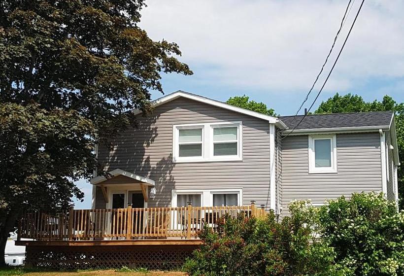 مبيت وإفطار Small Town Bound Inn