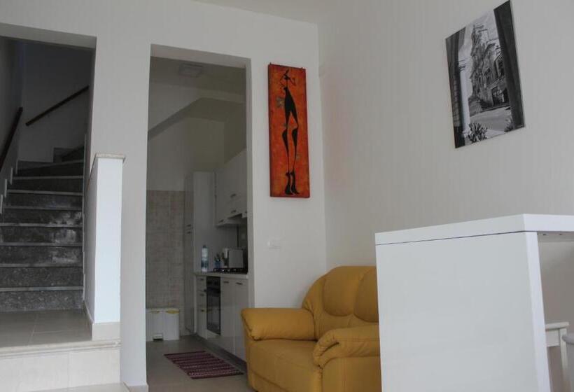 Agorà Akrai B&b