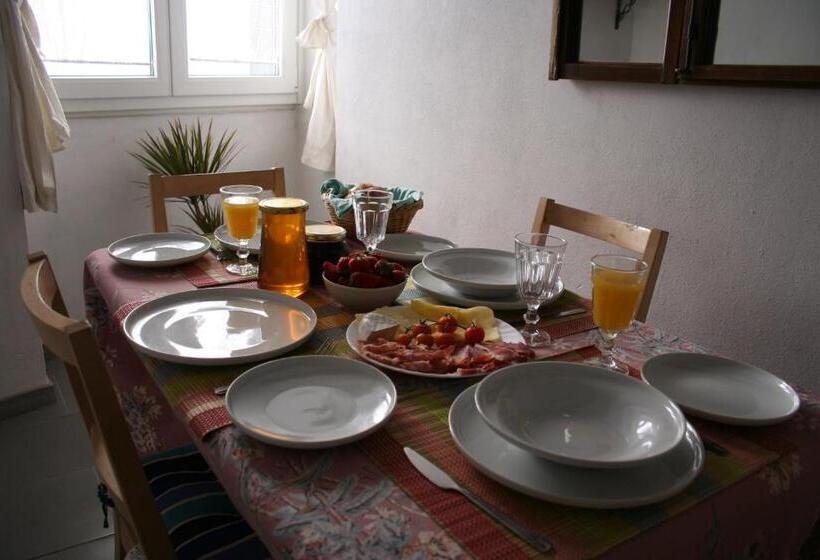 تختخواب و صبحانه Apartments Hemingway House