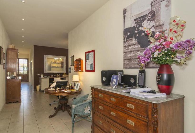 تختخواب و صبحانه Audrey & Me