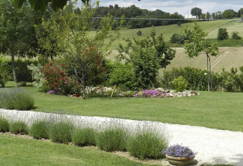 تختخواب و صبحانه Campodisole