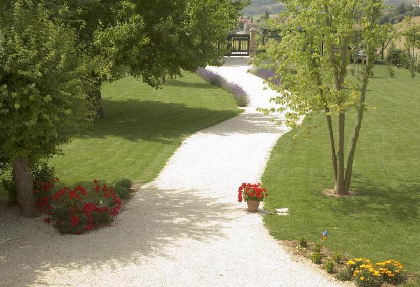 تختخواب و صبحانه Campodisole