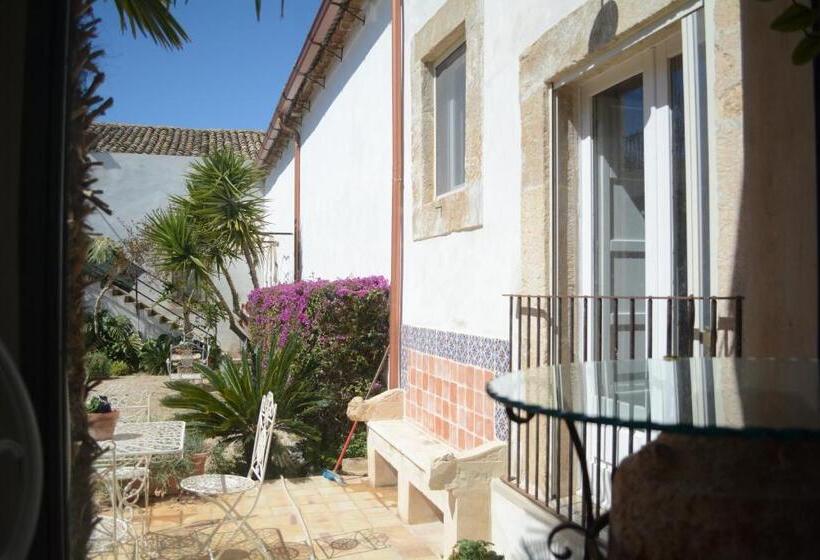 Bed and Breakfast Casale Rocca Fiorita