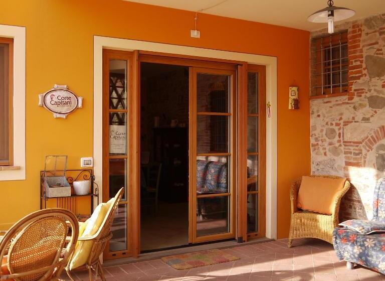 مبيت وإفطار Corte Capitani