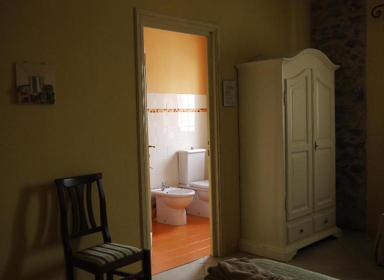 مبيت وإفطار Corte Capitani