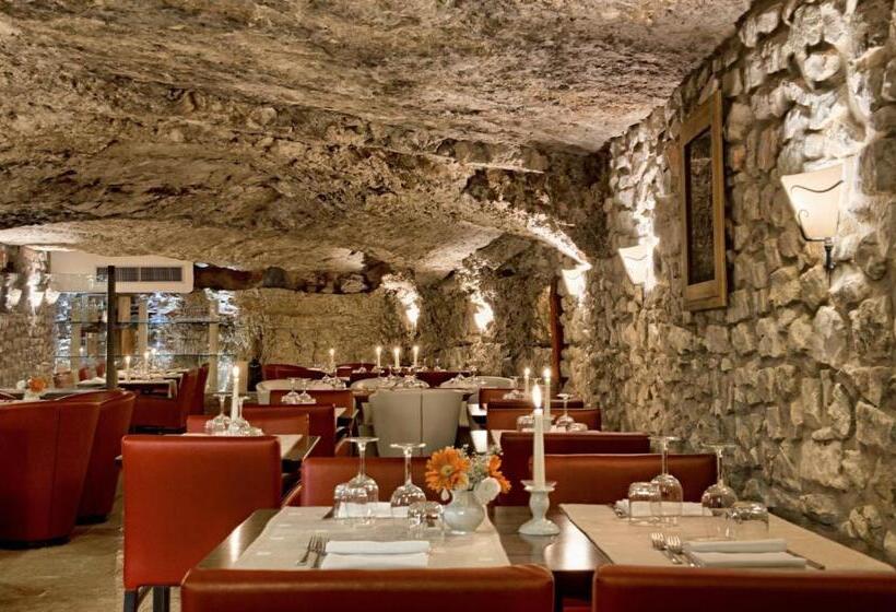 تختخواب و صبحانه Dimora Del Dragone