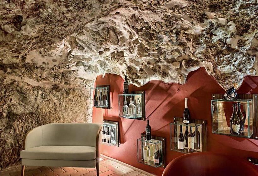 تختخواب و صبحانه Dimora Del Dragone