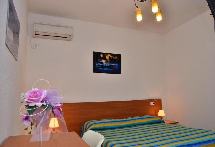 צימר Domo   Guest House Il Nespolo Fiorito