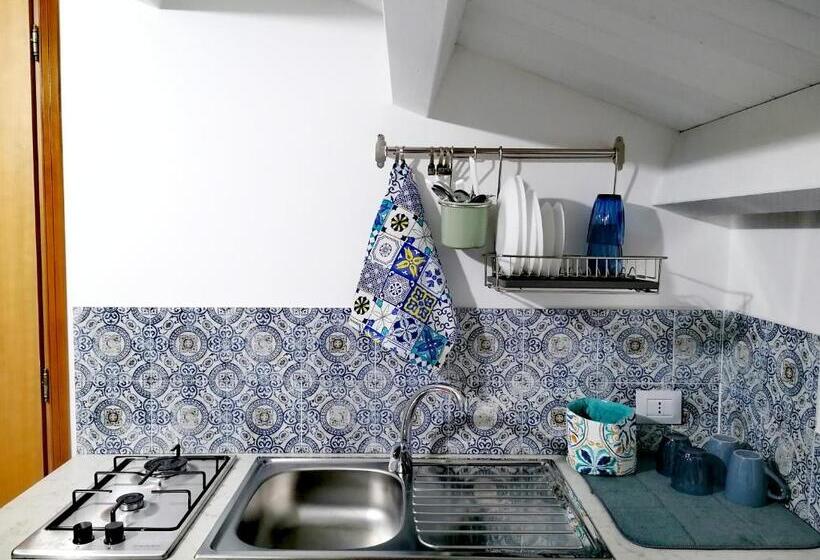 住宿加早餐  Donnaciccinatrapani