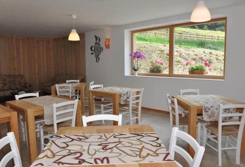 مبيت وإفطار Garnì Dal Mozat